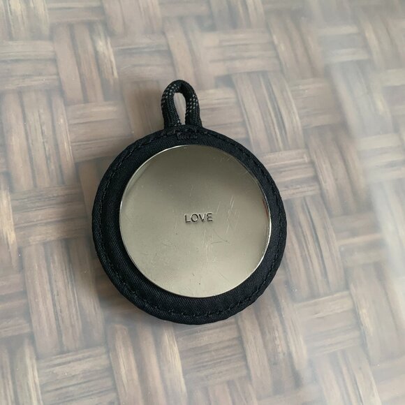 Lululemon Logo Keychain / Bag Charm - Picture 6 of 9